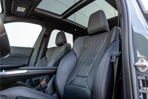 BMW X1 xDrive30e M Sport Pano / Leder / Harman Kardon / 360 camera / Head-up / Massage stoel /