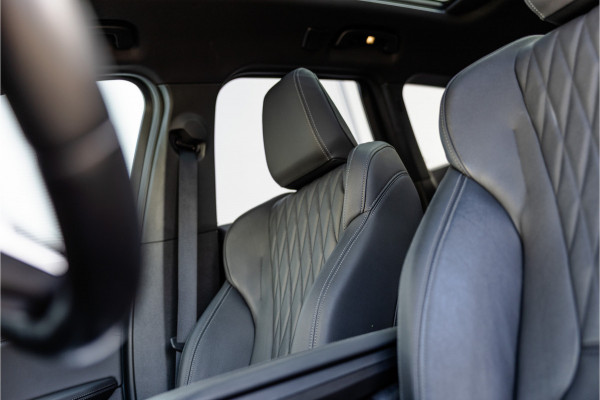 BMW X1 xDrive30e M Sport Pano / Leder / Harman Kardon / 360 camera / Head-up / Massage stoel /