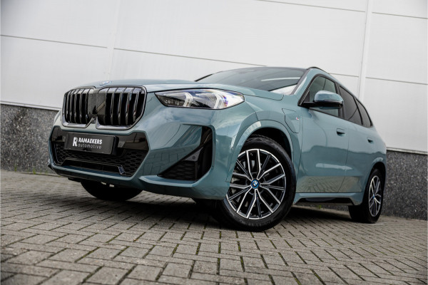 BMW X1 xDrive30e M Sport Pano / Leder / Harman Kardon / 360 camera / Head-up / Massage stoel /