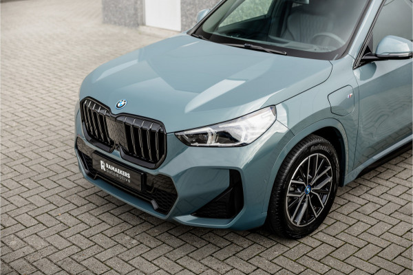 BMW X1 xDrive30e M Sport Pano / Leder / Harman Kardon / 360 camera / Head-up / Massage stoel /