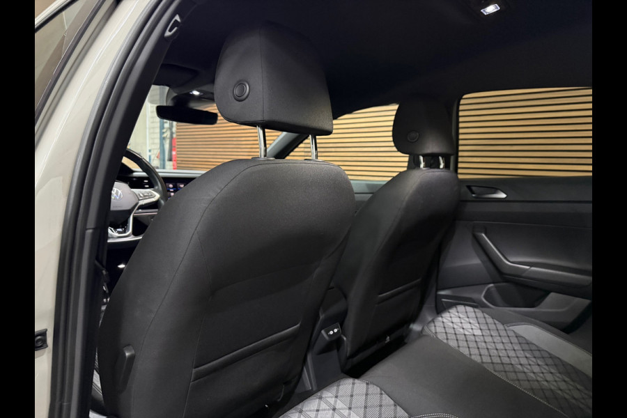Volkswagen Taigo 1.5 TSI R-Line | 150 pk | Black Style | IQ.DRIVE | Keyless | ACC | LED | Discover Media |