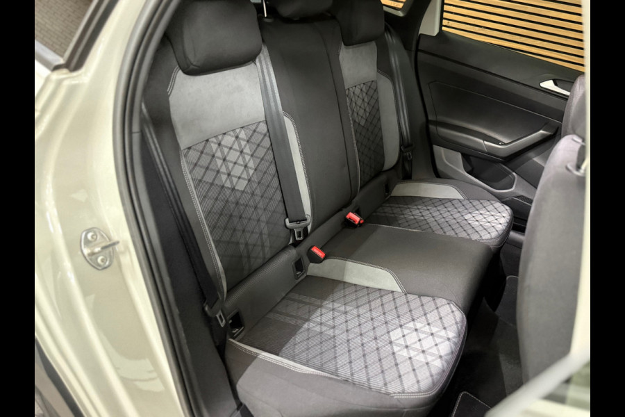 Volkswagen Taigo 1.5 TSI R-Line | 150 pk | Black Style | IQ.DRIVE | Keyless | ACC | LED | Discover Media |