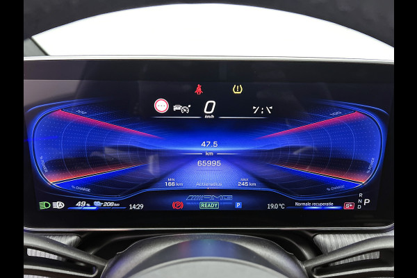 Mercedes-Benz EQE AMG 43 4MATIC 90 kWh Panoramadak | Memory Pakket | Rode gordels |  Burmester Inclusief 24 maanden Mercedes-Benz Certified garantie voor Europa.