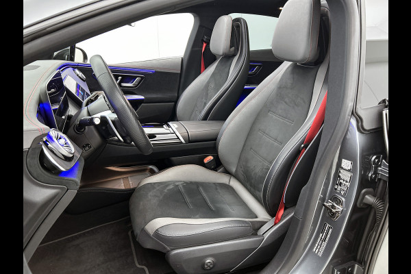 Mercedes-Benz EQE AMG 43 4MATIC 90 kWh Panoramadak | Memory Pakket | Rode gordels |  Burmester Inclusief 24 maanden Mercedes-Benz Certified garantie voor Europa.