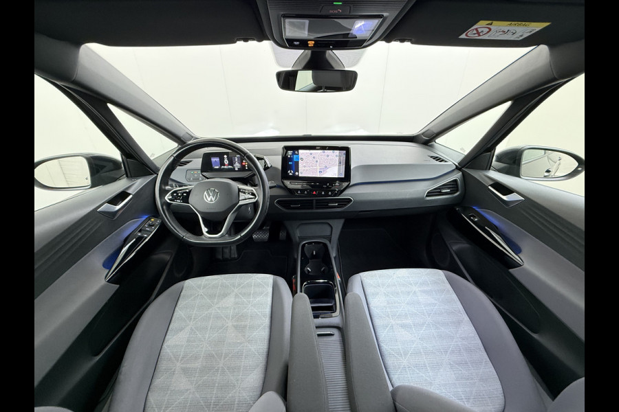 Volkswagen ID.3 62kWh SOH 91% Adap.Cruise Stoel+Stuurverwarming Navi Ecc Apple Carplay Android Auto DAB All-Season Banden Isofix Bluetooth Keyless start Rijstrooksensor 1e Eigenaar Dealeronderhouden Origineel Nederlandse Auto