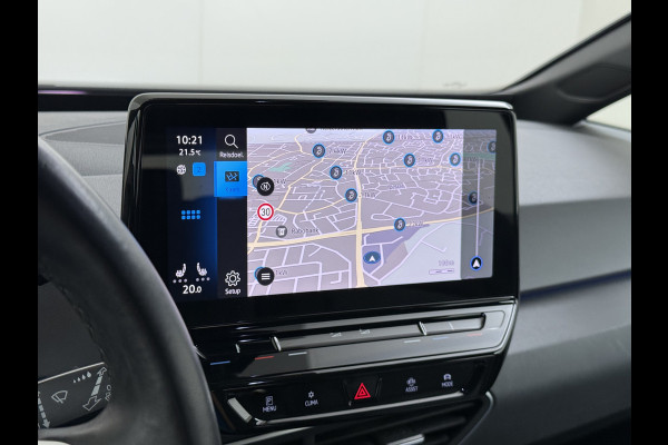 Volkswagen ID.3 62kWh SOH 91% Adap.Cruise Stoel+Stuurverwarming Navi Ecc Apple Carplay Android Auto DAB All-Season Banden Isofix Bluetooth Keyless start Rijstrooksensor 1e Eigenaar Dealeronderhouden Origineel Nederlandse Auto