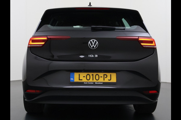 Volkswagen ID.3 62kWh SOH 91% Adap.Cruise Stoel+Stuurverwarming Navi Ecc Apple Carplay Android Auto DAB All-Season Banden Isofix Bluetooth Keyless start Rijstrooksensor 1e Eigenaar Dealeronderhouden Origineel Nederlandse Auto
