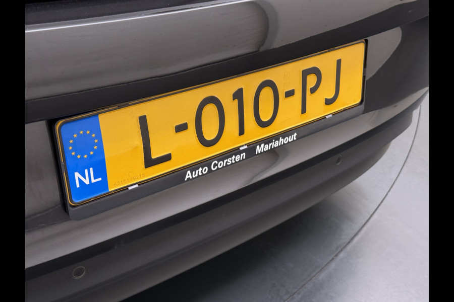 Volkswagen ID.3 62kWh SOH 91% Adap.Cruise Stoel+Stuurverwarming Navi Ecc Apple Carplay Android Auto DAB All-Season Banden Isofix Bluetooth Keyless start Rijstrooksensor 1e Eigenaar Dealeronderhouden Origineel Nederlandse Auto
