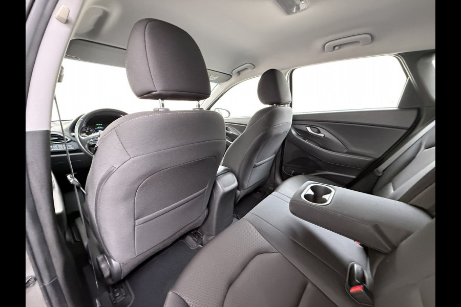 Hyundai i30 5Drs 120PK Trekhaak Camera Ecc Android Auto Apple Carplay Navi Pdc Comfort Cruise Control Led Bluetooth DAB Lane Assist Issofix Origineel Nederlandse Auto