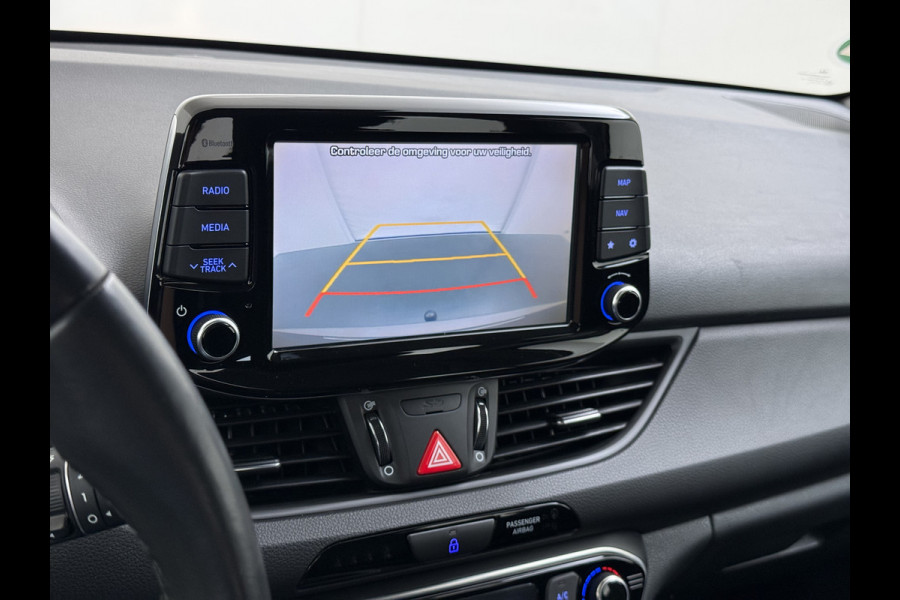 Hyundai i30 5Drs 120PK Trekhaak Camera Ecc Android Auto Apple Carplay Navi Pdc Comfort Cruise Control Led Bluetooth DAB Lane Assist Issofix Origineel Nederlandse Auto