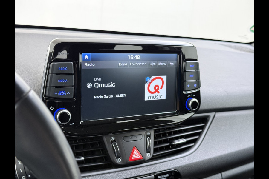 Hyundai i30 5Drs 120PK Trekhaak Camera Ecc Android Auto Apple Carplay Navi Pdc Comfort Cruise Control Led Bluetooth DAB Lane Assist Issofix Origineel Nederlandse Auto