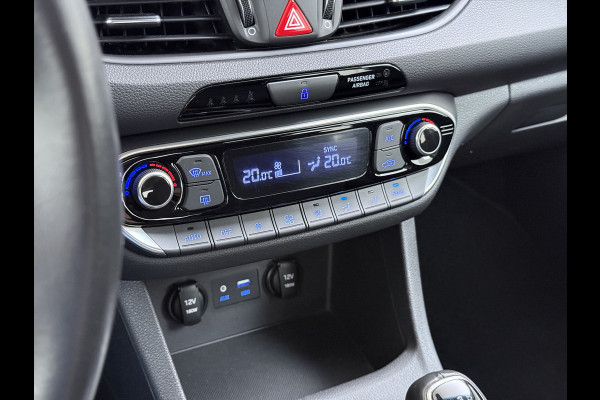 Hyundai i30 5Drs 120PK Trekhaak Camera Ecc Android Auto Apple Carplay Navi Pdc Comfort Cruise Control Led Bluetooth DAB Lane Assist Issofix Origineel Nederlandse Auto