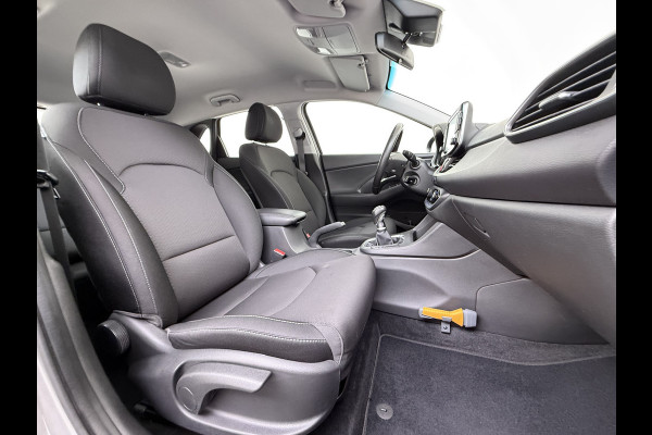 Hyundai i30 5Drs 120PK Trekhaak Camera Ecc Android Auto Apple Carplay Navi Pdc Comfort Cruise Control Led Bluetooth DAB Lane Assist Issofix Origineel Nederlandse Auto