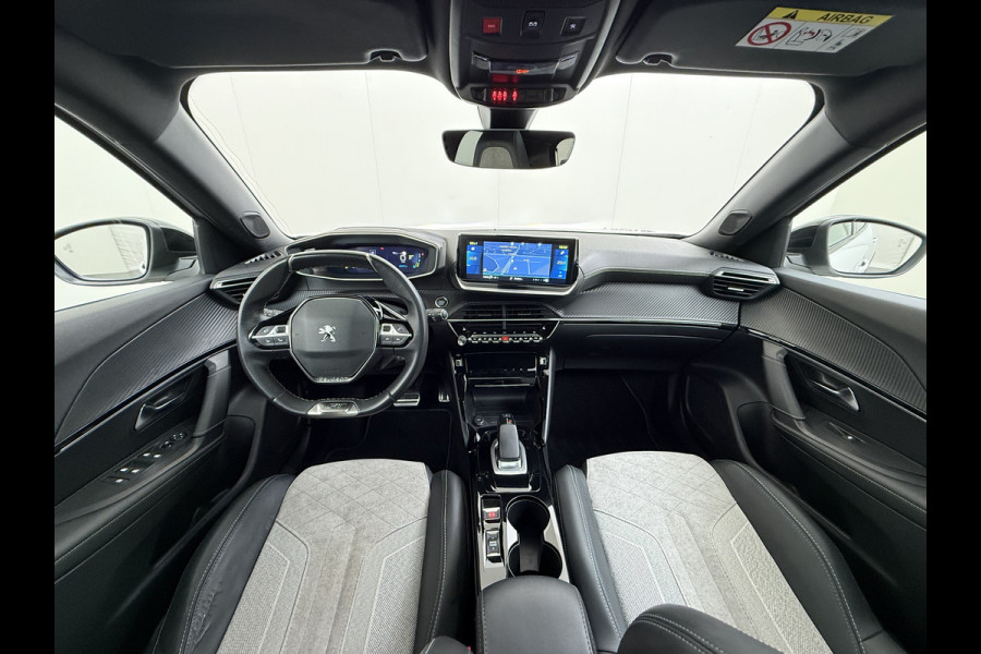 Peugeot e-2008 EV GT Pack SOH 90% Panoramadak Adap.Cruise 360°Camera Stoelverwarming Apple Carplay Android Auto 50kWh Navi Ecc Lmv Led Lane Assist Voorruitverwarming 1e Eigenaar Dealeronderhouden Origineel Nederlandse Auto
