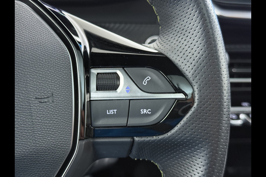 Peugeot e-2008 EV GT Pack SOH 90% Panoramadak Adap.Cruise 360°Camera Stoelverwarming Apple Carplay Android Auto 50kWh Navi Ecc Lmv Led Lane Assist Voorruitverwarming 1e Eigenaar Dealeronderhouden Origineel Nederlandse Auto
