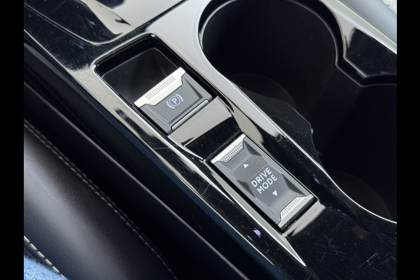 Peugeot e-2008 EV GT Pack SOH 90% Panoramadak Adap.Cruise 360°Camera Stoelverwarming Apple Carplay Android Auto 50kWh Navi Ecc Lmv Led Lane Assist Voorruitverwarming 1e Eigenaar Dealeronderhouden Origineel Nederlandse Auto