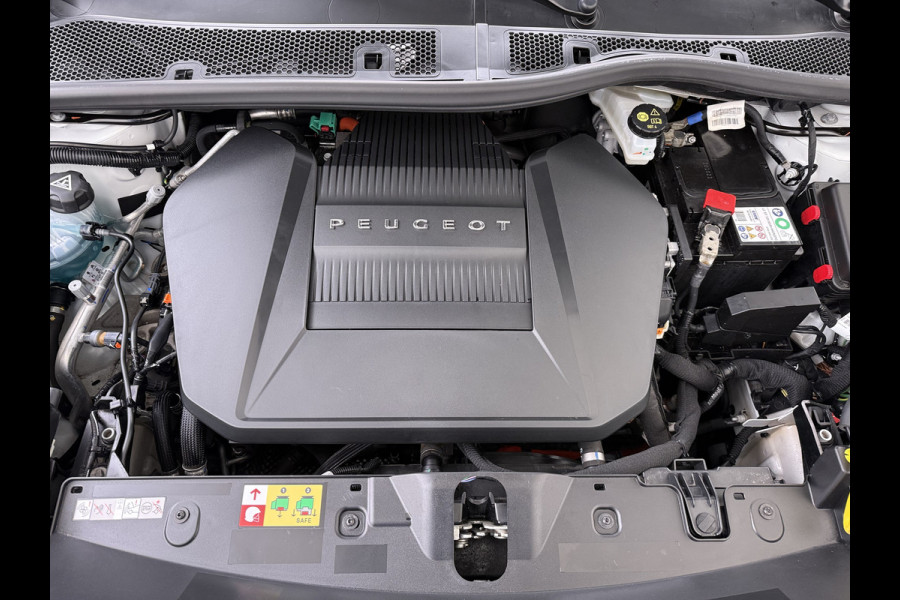 Peugeot e-2008 EV GT Pack SOH 90% Panoramadak Adap.Cruise 360°Camera Stoelverwarming Apple Carplay Android Auto 50kWh Navi Ecc Lmv Led Lane Assist Voorruitverwarming 1e Eigenaar Dealeronderhouden Origineel Nederlandse Auto