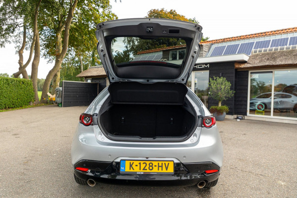 Mazda 3 2.0 e-SkyActiv-X M Hybrid 180 Luxury I Leder I adap cruise I Bose I