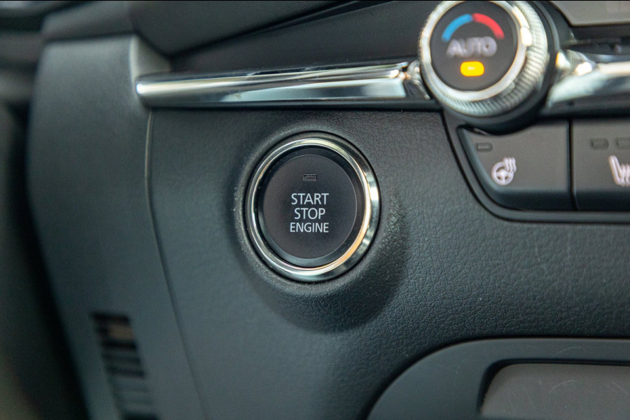 Mazda 3 2.0 e-SkyActiv-X M Hybrid 180 Luxury I Leder I adap cruise I Bose I