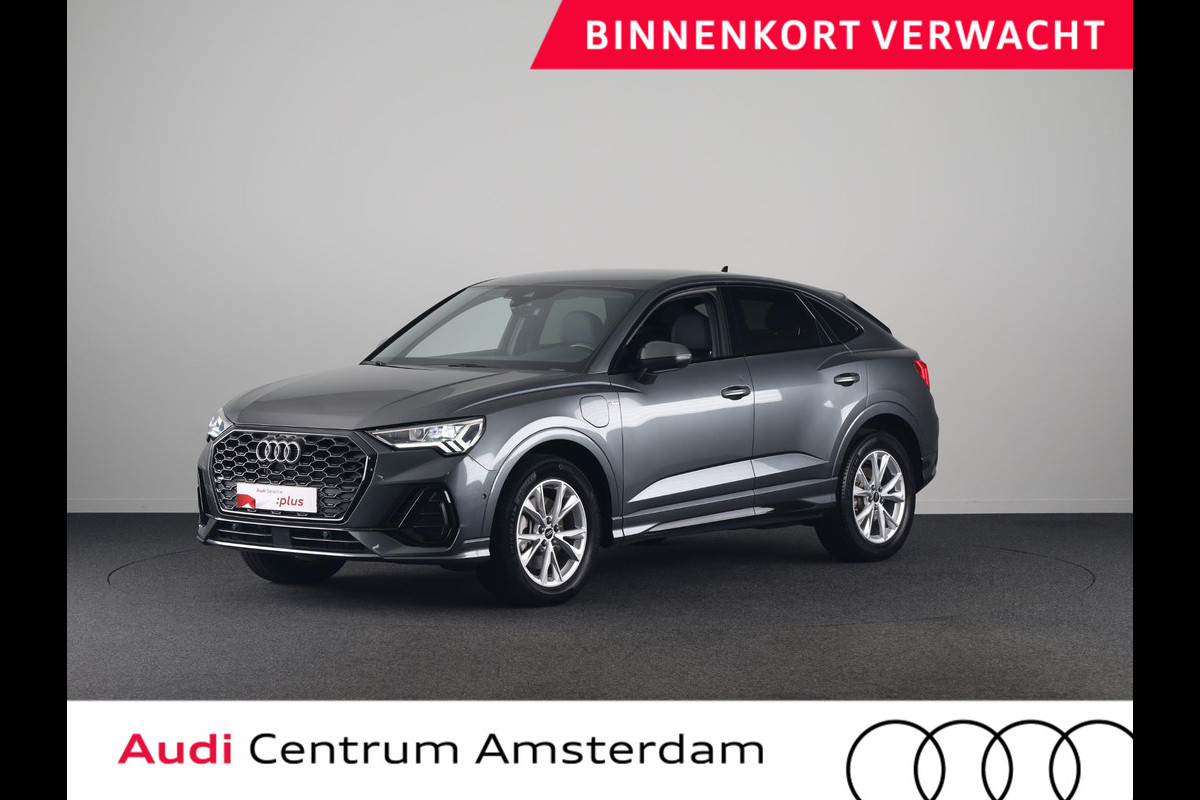 Audi Q3 Sportback 45 TFSI e S Edition 245pk | Keyless-pakket |  Apple Carplay/Android Auto | Dodehoekdetectie |  Climate control | full-LED koplampen |  lichtmetalen velgen multi-spaaks 18 | Navigatiesysteem | S Line interieur | voorstoelen verwarmd