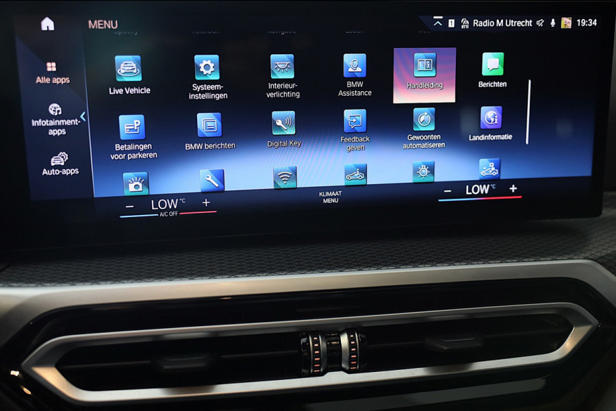 BMW 3 Serie Touring 320e M Line / Head Up / Memory / Navi / Camera / Acc / F1 / Open Panoramadak / Led / Pdc / 19 Inch