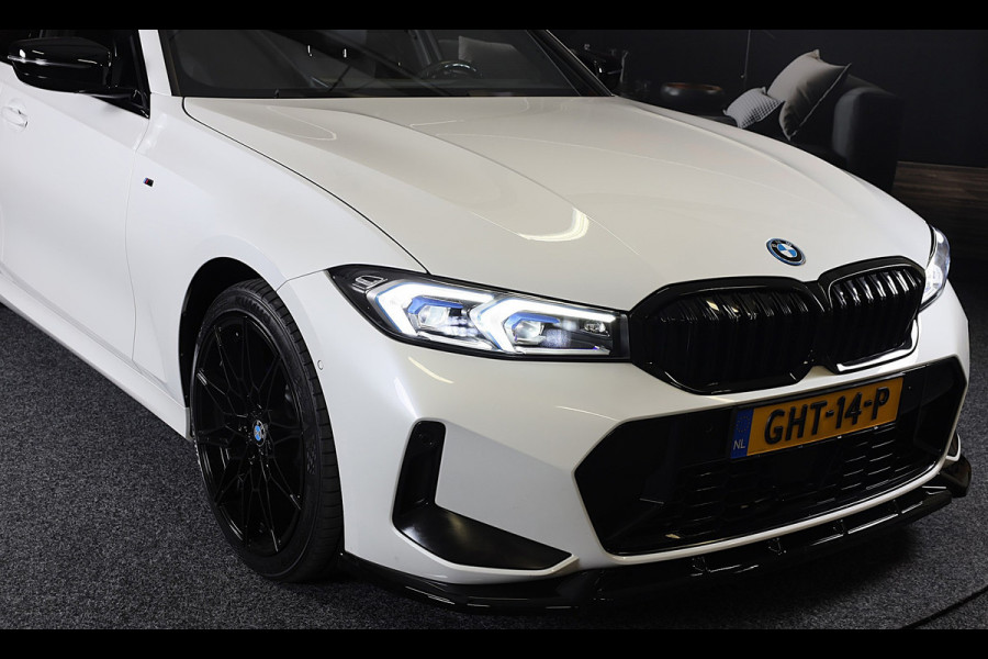 BMW 3 Serie Touring 320e M Line / Head Up / Memory / Navi / Camera / Acc / F1 / Open Panoramadak / Led / Pdc / 19 Inch