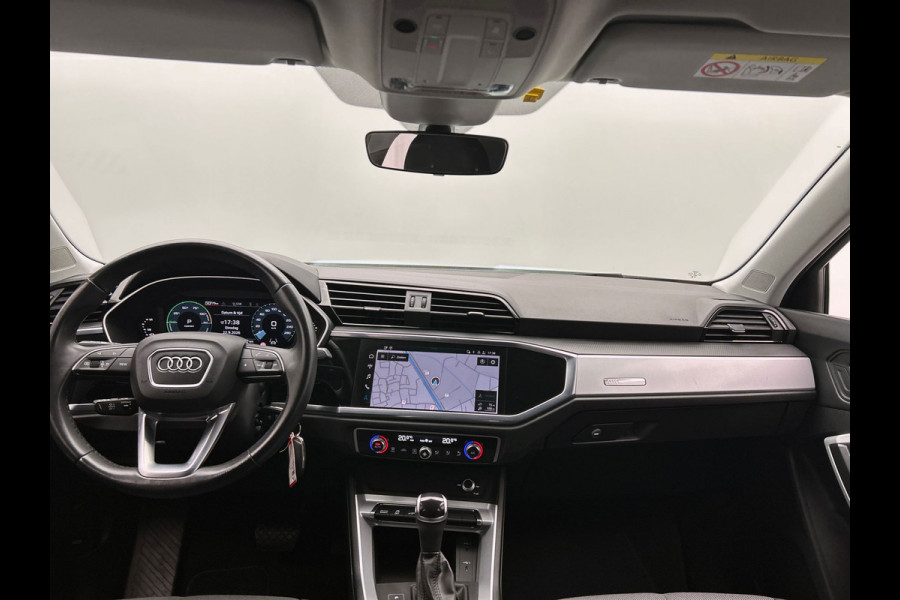 Audi Q3 Sportback 45 TFSI e Plug-in | Navigatie | Adapt. Cruise | PDC | Elek. Kofferklep | Carplay |