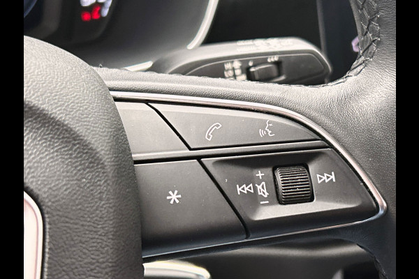 Audi Q3 Sportback 45 TFSI e Plug-in | Navigatie | Adapt. Cruise | PDC | Elek. Kofferklep | Carplay |