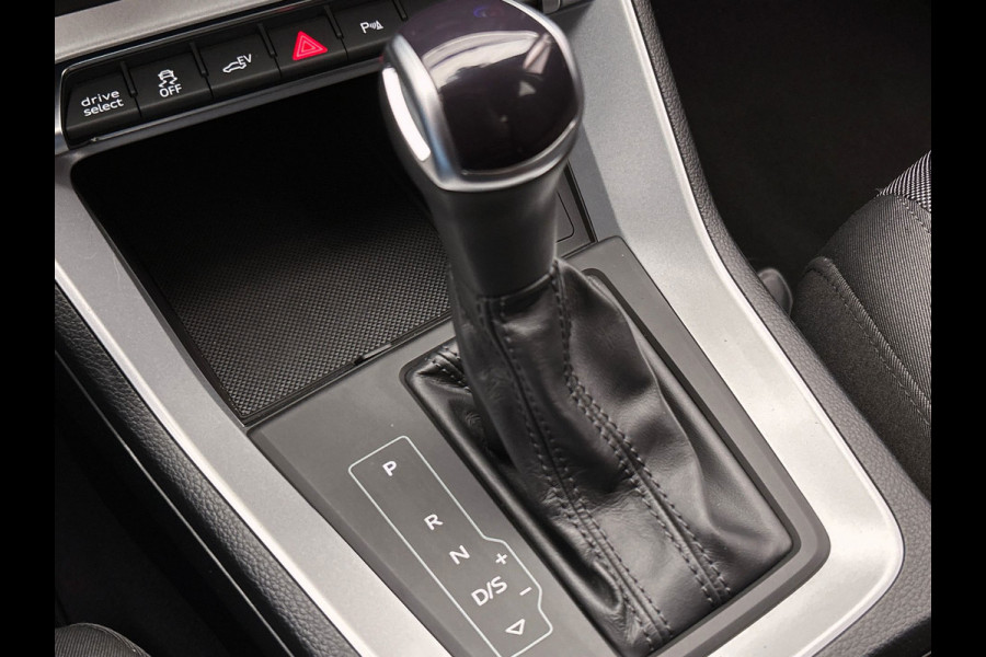 Audi Q3 Sportback 45 TFSI e Plug-in | Navigatie | Adapt. Cruise | PDC | Elek. Kofferklep | Carplay |