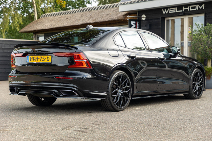Volvo S60 2.0 Recharge T6 AWD R-Design 20inch Maxton Black edition R-design