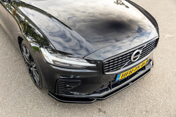 Volvo S60 2.0 Recharge T6 AWD R-Design 20inch Maxton Black edition R-design