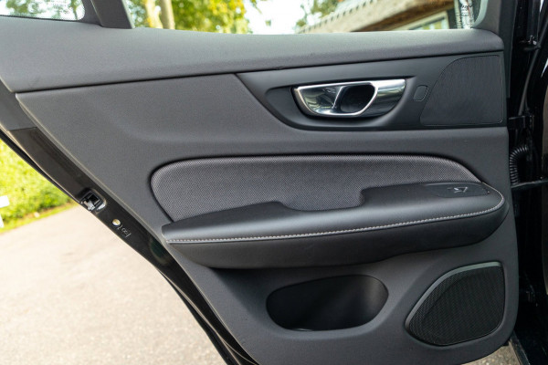 Volvo S60 2.0 Recharge T6 AWD R-Design 20inch Maxton Black edition R-design