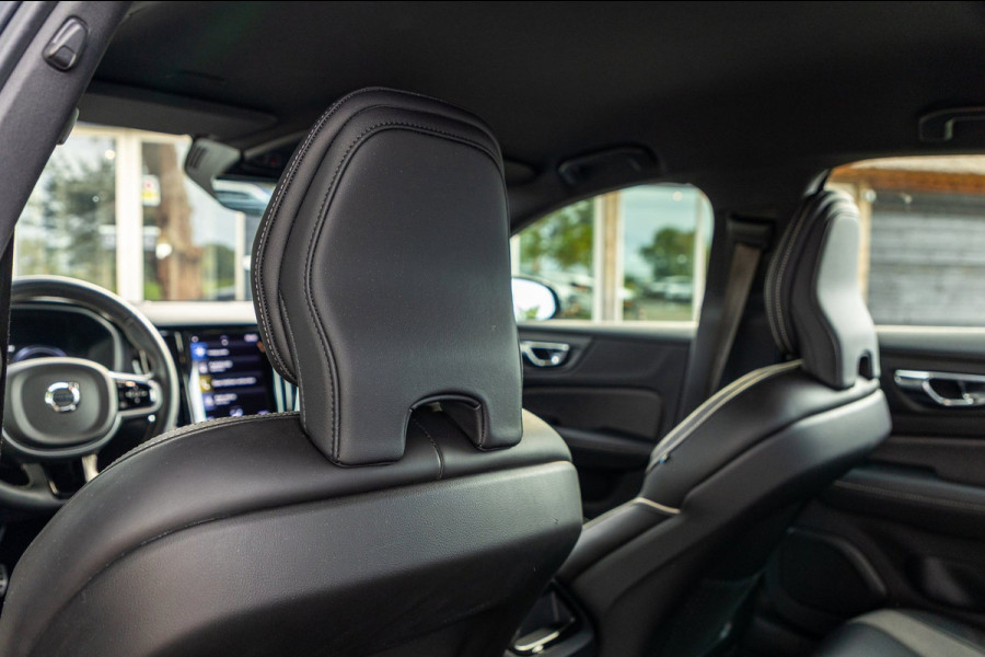 Volvo S60 2.0 Recharge T6 AWD R-Design 20inch Maxton Black edition R-design