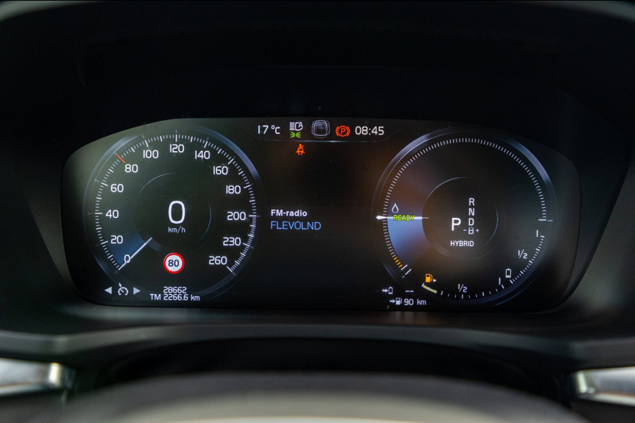 Volvo S60 2.0 Recharge T6 AWD R-Design 20inch Maxton Black edition R-design