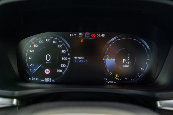 Volvo S60 2.0 Recharge T6 AWD R-Design 20inch Maxton Black edition R-design