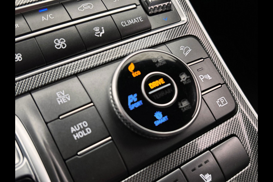 Hyundai Santa Fe 1.6 T-GDI PHEV Comfort 7 Persoons| 1e Eigenaar | Stoelverwarming | Krell | Adapt.Cruise | Camera | Carplay |