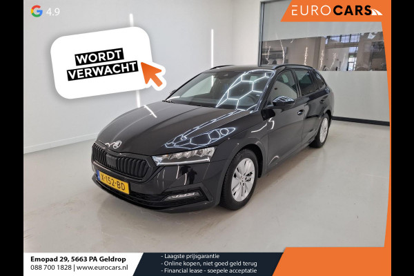 Škoda Octavia Combi 1.0 e-TSI Automaat Sport Business Trekhaak Navigatie Apple Carplay/ Android Auto Parkeersensoren Full led Virtual Cockpit Cruise control Climate control Lichtmetalen velgen Getinte ramen