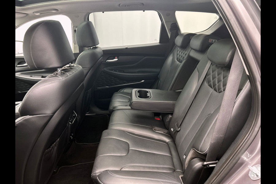 Hyundai Santa Fe 1.6 T-GDI PHEV Premium Sky 7 Persoons | 1e Eigenaar | Memory | Head-Up | Panoramadak | 360 Camera | Adapt. Cruise