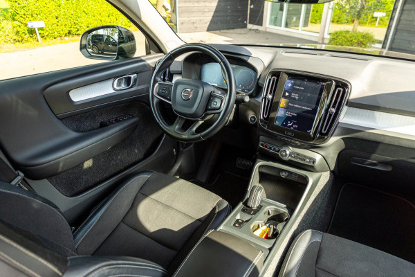 Volvo XC40 2.0 T4 Momentum Pro I Camera I apple android I zeer netjes I