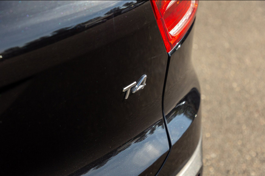 Volvo XC40 2.0 T4 Momentum Pro I Camera I apple android I zeer netjes I