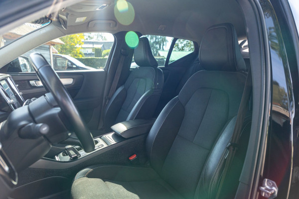 Volvo XC40 2.0 T4 Momentum Pro I Camera I apple android I zeer netjes I