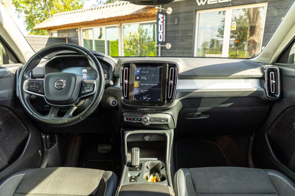 Volvo XC40 2.0 T4 Momentum Pro I Camera I apple android I zeer netjes I