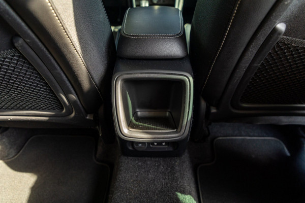 Volvo XC40 2.0 T4 Momentum Pro I Camera I apple android I zeer netjes I