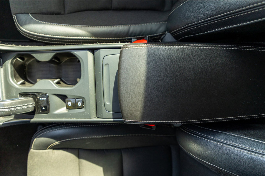 Volvo XC40 2.0 T4 Momentum Pro I Camera I apple android I zeer netjes I