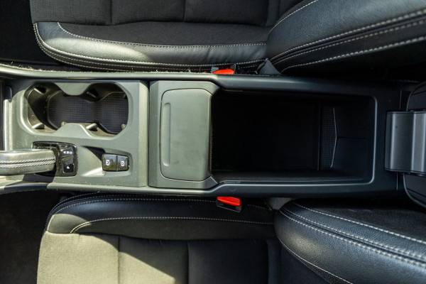 Volvo XC40 2.0 T4 Momentum Pro I Camera I apple android I zeer netjes I