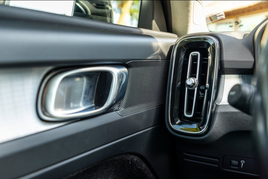 Volvo XC40 2.0 T4 Momentum Pro I Camera I apple android I zeer netjes I
