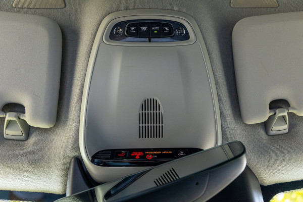 Volvo XC40 2.0 T4 Momentum Pro I Camera I apple android I zeer netjes I