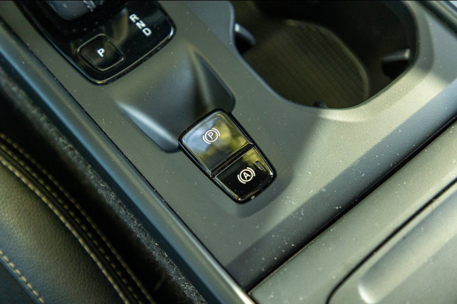 Volvo XC40 2.0 T4 Momentum Pro I Camera I apple android I zeer netjes I