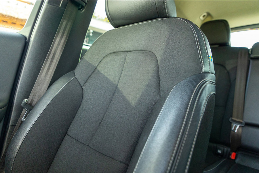 Volvo XC40 2.0 T4 Momentum Pro I Camera I apple android I zeer netjes I