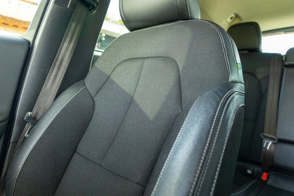 Volvo XC40 2.0 T4 Momentum Pro I Camera I apple android I zeer netjes I